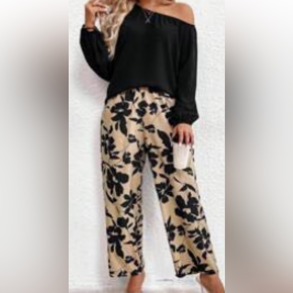 SHEIN Black Floral Wide Leg Pants